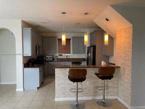 14318 SW 275th Ln, Homestead FL 33032