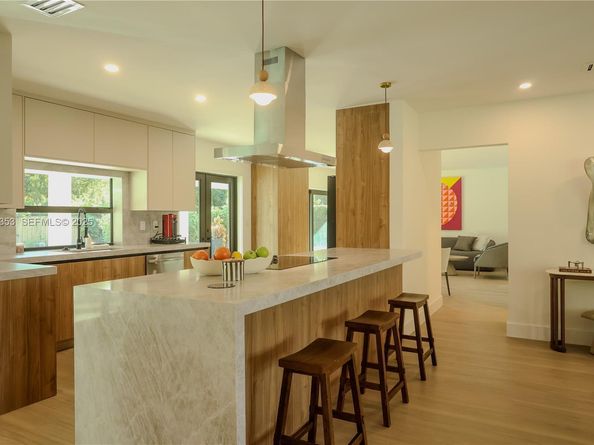 7700 SW 168th Ter, Palmetto Bay FL 33157