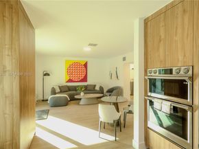 7700 SW 168th Ter, Palmetto Bay FL 33157