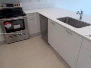 12147 NW 23rd Ct, Miami FL 33167