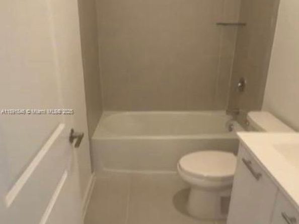 12147 NW 23rd Ct, Miami FL 33167