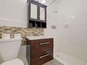 1791 NE 46th St, Oakland Park FL 33334