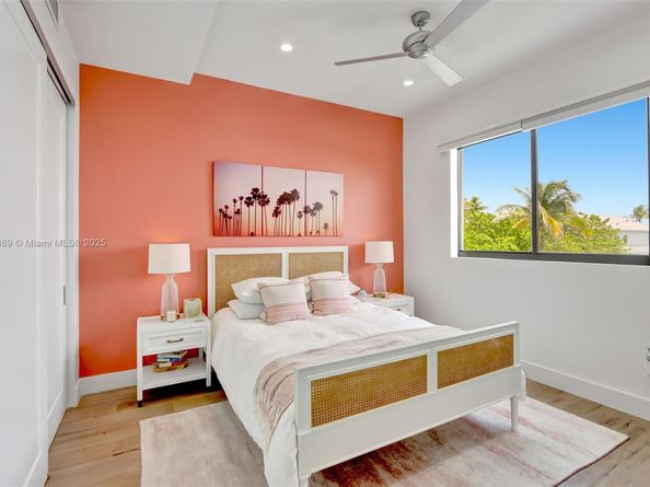 324 Balboa St, Hollywood FL 33019