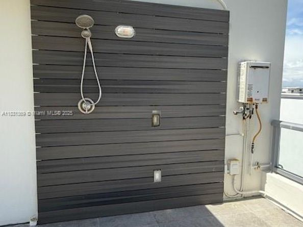 324 Balboa St, Hollywood FL 33019