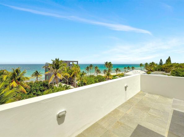 324 Balboa St, Hollywood FL 33019