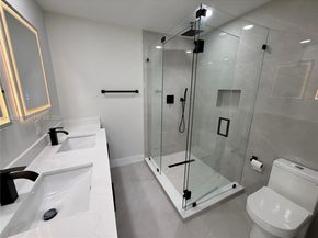 4020 NW 93rd Way, Sunrise FL 33351