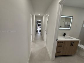 4020 NW 93rd Way, Sunrise FL 33351