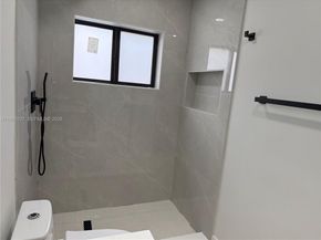 4020 NW 93rd Way, Sunrise FL 33351