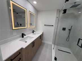 4020 NW 93rd Way, Sunrise FL 33351