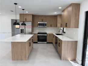 4020 NW 93rd Way, Sunrise FL 33351