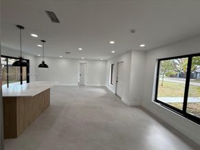 4020 NW 93rd Way, Sunrise FL 33351