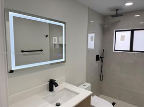 4020 NW 93rd Way, Sunrise FL 33351