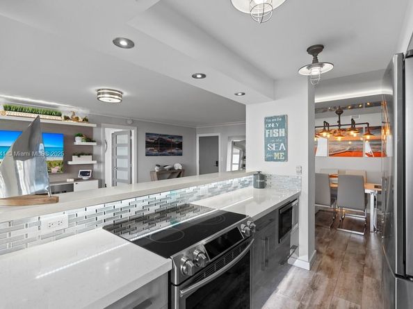 2841 N Ocean Blvd 1402, Fort Lauderdale FL 33308