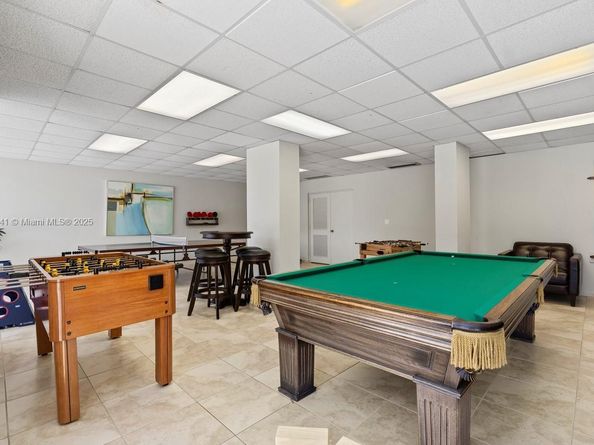 2841 N Ocean Blvd 1402, Fort Lauderdale FL 33308