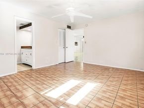 4151 NW 41st St 301, Lauderdale Lakes FL 33319