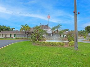 4151 NW 41st St 301, Lauderdale Lakes FL 33319