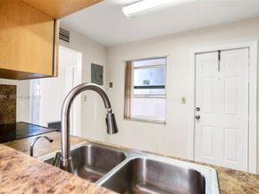 4151 NW 41st St 301, Lauderdale Lakes FL 33319