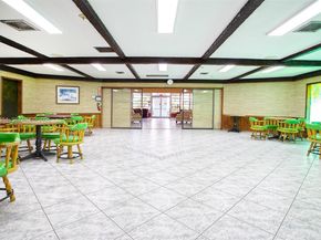 4151 NW 41st St 301, Lauderdale Lakes FL 33319