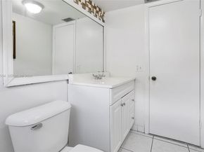 4151 NW 41st St 301, Lauderdale Lakes FL 33319