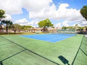 4151 NW 41st St 301, Lauderdale Lakes FL 33319