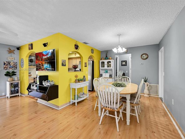 11730 NW 33rd St, Sunrise FL 33323