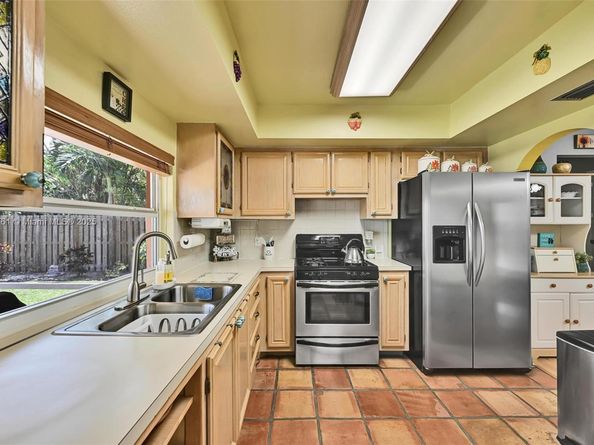 11730 NW 33rd St, Sunrise FL 33323