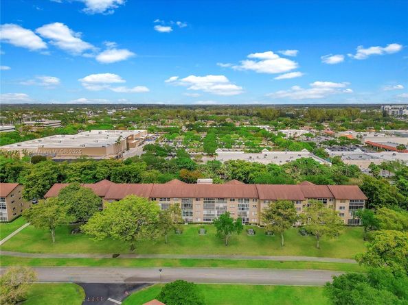 12750 SW 4th Ct 407J, Pembroke Pines FL 33027