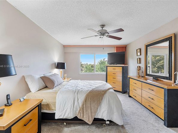 12750 SW 4th Ct 407J, Pembroke Pines FL 33027