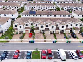 23461 SW 129th Pl 23461, Homestead FL 33032