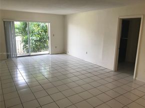 1239 Mariposa Ave 8, Coral Gables FL 33146