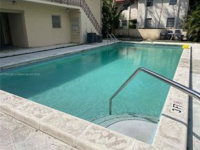 1239 Mariposa Ave 8, Coral Gables FL 33146