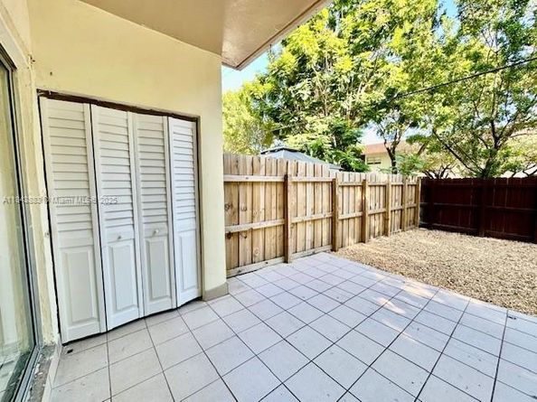 10851 SW 2nd St K106, Sweetwater FL 33174
