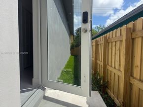 1028 NW 8th Ave, Fort Lauderdale FL 33311