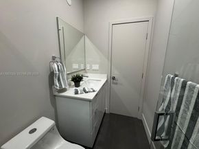 1028 NW 8th Ave, Fort Lauderdale FL 33311