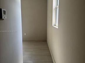 1028 NW 8th Ave, Fort Lauderdale FL 33311