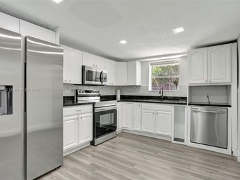 2701 NW 18th Ter