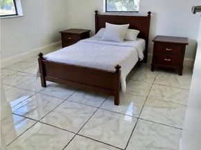 2701 NW 18th Ter, Oakland Park FL 33311