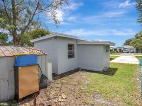 2701 NW 18th Ter, Oakland Park FL 33311