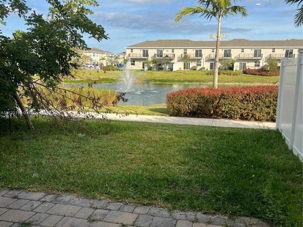 1769 SE 7th Ter, Homestead FL 33034
