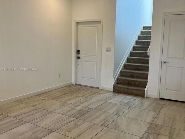 1769 SE 7th Ter, Homestead FL 33034