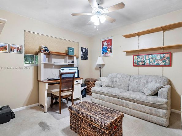 8220 NW 24th Ct, Pembroke Pines FL 33024