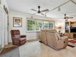 8220 NW 24th Ct, Pembroke Pines FL 33024