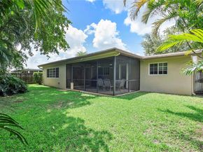 8220 NW 24th Ct, Pembroke Pines FL 33024