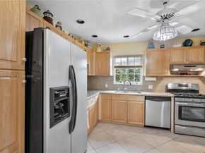 8220 NW 24th Ct, Pembroke Pines FL 33024