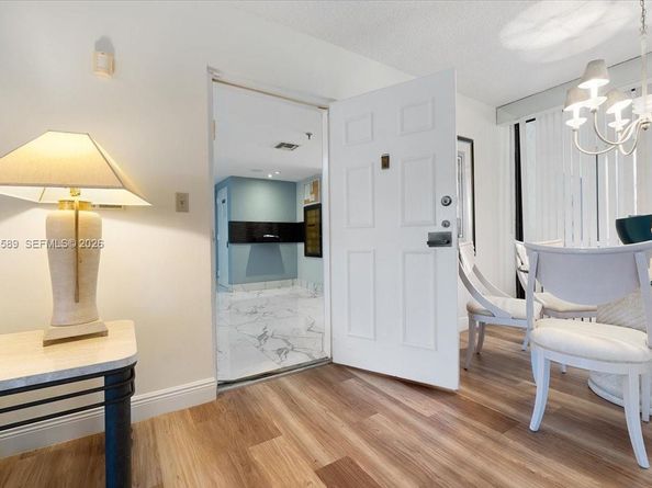 7201 Promenade Dr 101, Boca Raton FL 33433