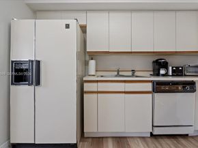 7201 Promenade Dr 101, Boca Raton FL 33433