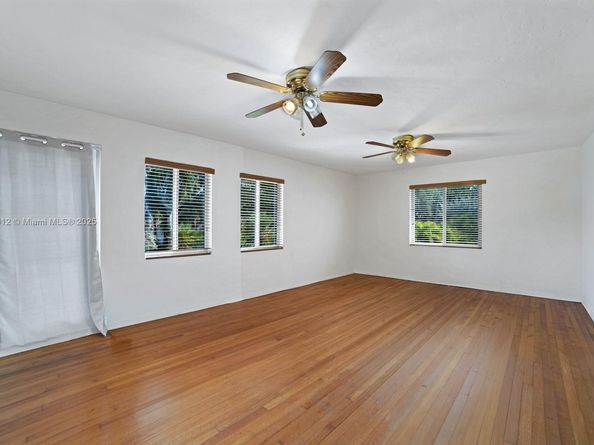 3470 N Meridian Ave, Miami Beach FL 33140