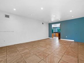 3470 N Meridian Ave, Miami Beach FL 33140