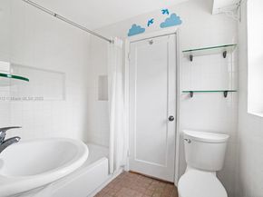 3470 N Meridian Ave, Miami Beach FL 33140