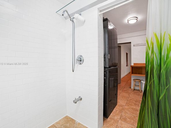 3470 N Meridian Ave, Miami Beach FL 33140